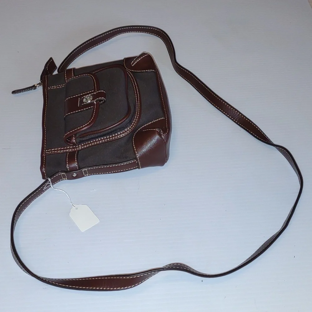 Etienne Aigner this cute